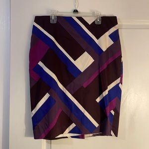 Ann Taylor geometric design pencil skirt, size 8, like new